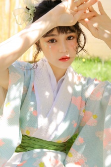 自拍偷